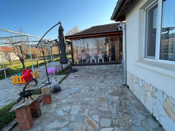 Къща в с. Бориславци, Област Хасково - 120 кв.м за 574 €/кв.м - Снимка #1