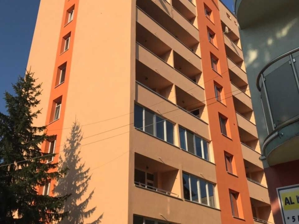 Двустаен апартамент в Велинград - 72 кв.м за 862 €/кв.м - Снимка #1