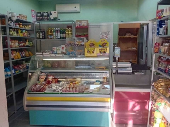 Дава се под наем Магазин в Стара Загора, Кольо Ганчев - 50 кв.м за 612 € - Снимка #1