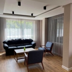 Дава се под наем Тристаен апартамент в София, Студентски град - 125 кв.м за 950 € - Снимка #1