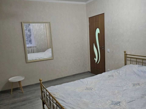 Дава се под наем Едностаен апартамент в София, Връбница 1 - 61 кв.м за 375 € - Снимка #1