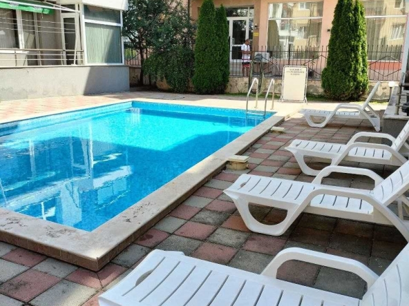 Дава се под наем Едностаен апартамент в Несебър - 30 кв.м за 51 € - Снимка #1