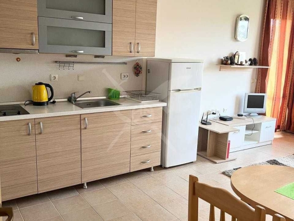 Двустаен апартамент в к.к. Слънчев бряг - 65 кв.м за 985 €/кв.м - Снимка #1