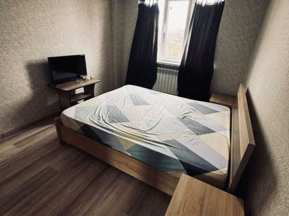 Дава се под наем Двустаен апартамент в София, Полигона - 69 кв.м за 425 € - Снимка #1