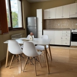 Дава се под наем Тристаен апартамент в София, Горубляне - 100 кв.м за 612 € - Снимка #1