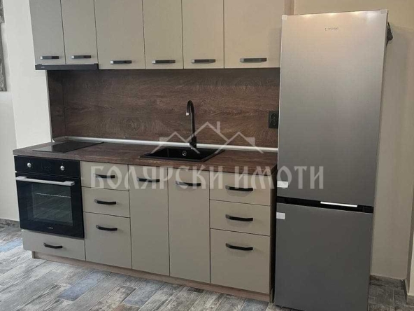 Дава се под наем Двустаен апартамент в Велико Търново, Център - 60 кв.м за 384 € - Снимка #1