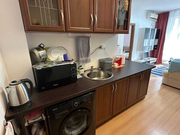 Дава се под наем Тристаен апартамент в с. Тънково, Област Бургас - 70 кв.м за 400 € - Снимка #1