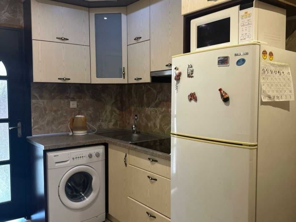 Дава се под наем Едностаен апартамент в София, Левски - 40 кв.м за 325 € - Снимка #1