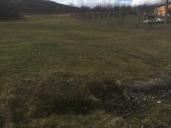 Парцел в с. Розово, Област Стара Загора - 1193 кв.м за 55 €/кв.м - Снимка #1