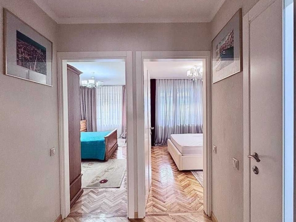 Дава се под наем Тристаен апартамент в София, Студентски град - 75 кв.м за 475 € - Снимка #1