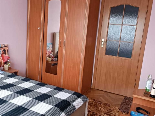Дава се под наем Двустаен апартамент в София, Сухата река - 67 кв.м за 350 € - Снимка #1