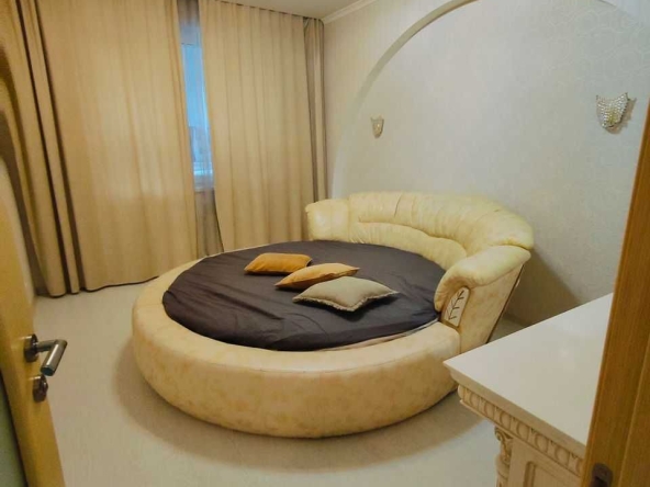 Дава се под наем Двустаен апартамент в София, Младост 4 - 65 кв.м за 375 € - Снимка #1