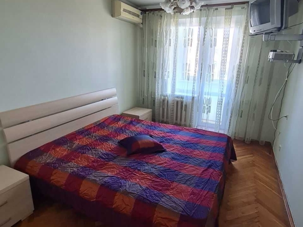 Дава се под наем Двустаен апартамент в София, Люлин 8 - 54 кв.м за 350 € - Снимка #1