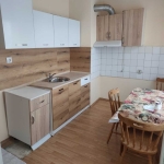 Дава се под наем Двустаен апартамент в София, Център - 65 кв.м за 398.82 € - Снимка #1