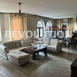 Дава се под наем Къща в с. Близнаци, Област Варна - 600 кв.м за 2343.96 € - Снимка #1