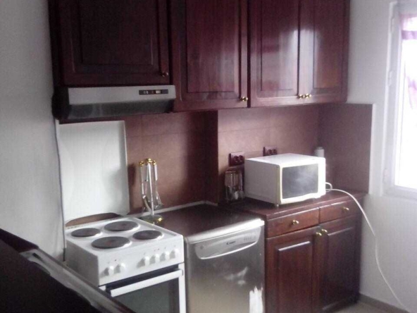 Дава се под наем Двустаен апартамент в София, Стрелбище - 69 кв.м за 368.73 € - Снимка #1