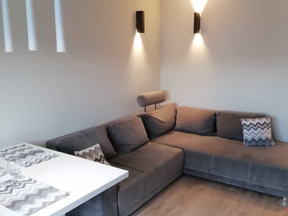 Дава се под наем Тристаен апартамент в София, Надежда 4 - 64 кв.м за 612 € - Снимка #1