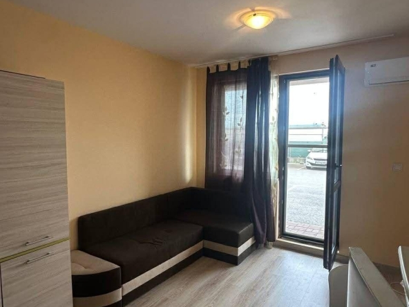 Дава се под наем Едностаен апартамент в София, Обеля 1 - 30 кв.м за 427.89 € - Снимка #1