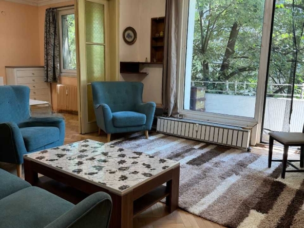 Дава се под наем Тристаен апартамент в София, Яворов - 92 кв.м за 612 € - Снимка #1