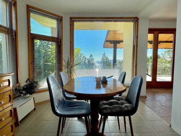 Къща в Балчик - 147 кв.м за 573 €/кв.м - Снимка #1