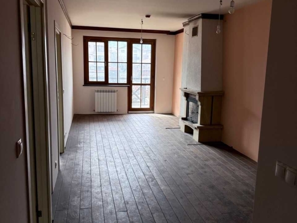 Тристаен апартамент в Банско - 82 кв.м за 588 €/кв.м - Снимка #1