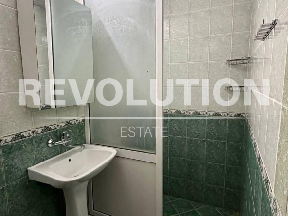 Дава се под наем Двустаен апартамент в Варна, Автогара - 65 кв.м за 428.91 € - Снимка #1