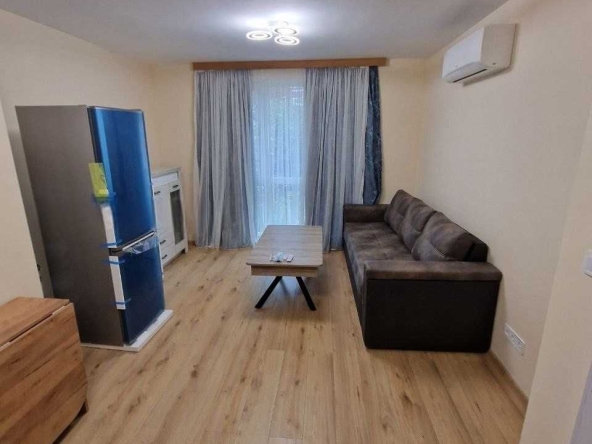 Дава се под наем Двустаен апартамент в София, Надежда 2 - 60 кв.м за 598.23 € - Снимка #1