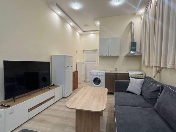 Дава се под наем Едностаен апартамент в София, Редута - 30 кв.м за 447.78 € - Снимка #1