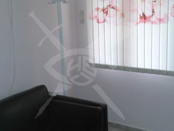 Дава се под наем Офис в Пловдив, Кючук Париж - 50 кв.м за 548.25 € - Снимка #1