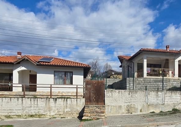 Къща в Хаджидимово - 94 кв.м за 885 €/кв.м - Снимка #1