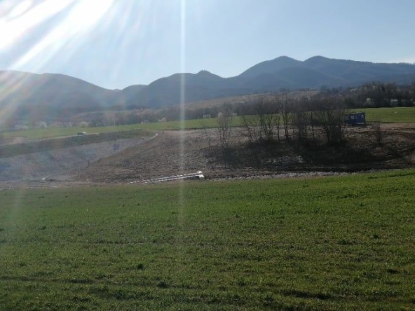 Земеделски имот в с. Новаково, Област Пловдив -  кв.м за 1800 €/дка - Снимка #1