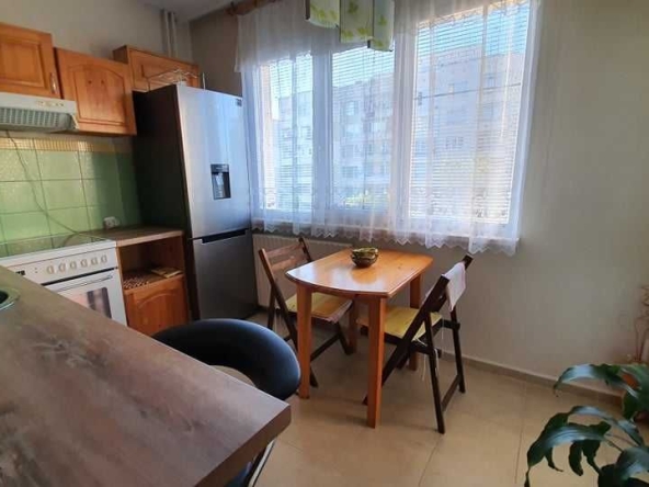 Дава се под наем Едностаен апартамент в София, Гео Милев - 25 кв.м за 398.82 € - Снимка #1