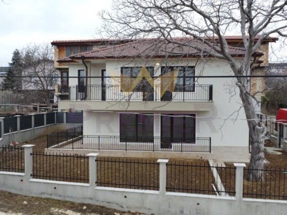 Къща в Варна, Виница - 150 кв.м за 1306 €/кв.м - Снимка #1