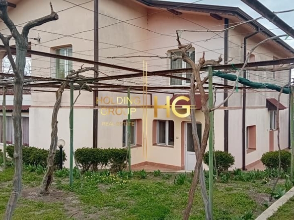 Къща в с. Старо Оряхово, Област Варна - 200 кв.м за 880 €/кв.м - Снимка #1