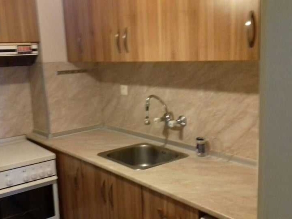 Дава се под наем Двустаен апартамент в Бургас, Зорница - 55 кв.м за 89.25 € - Снимка #1