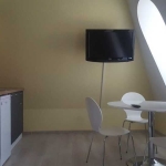 Дава се под наем Двустаен апартамент в Бургас, Център - 60 кв.м за 153 € - Снимка #1