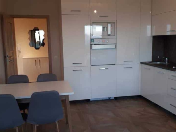 Дава се под наем Двустаен апартамент в София, Студентски град - 65 кв.м за 612 € - Снимка #1