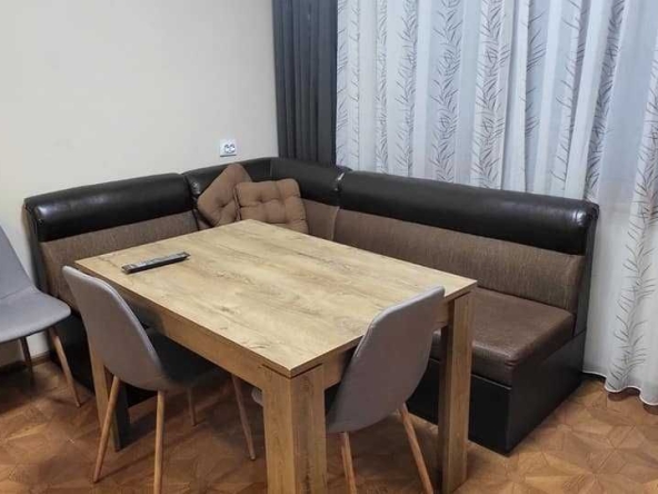 Дава се под наем Тристаен апартамент в Бургас, Възраждане - 86 кв.м за 300 € - Снимка #1