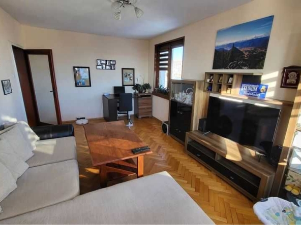 Дава се под наем Двустаен апартамент в София, Зона Б-5 - 65 кв.м за 500 € - Снимка #1