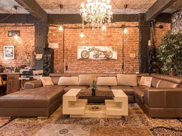 Тристаен апартамент в София, Център - 83 кв.м за 3133 €/кв.м - Снимка #1