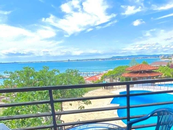 Тристаен апартамент в Свети Влас - 92 кв.м за 1848 €/кв.м - Снимка #1