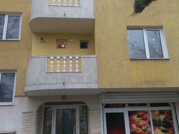 Дава се под наем Офис в Монтана, Жерави - 61 кв.м за 259.08 € - Снимка #1