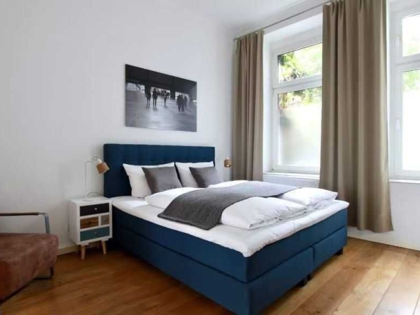 Тристаен апартамент в София, Лозенец - 102 кв.м за 1422 €/кв.м - Снимка #1