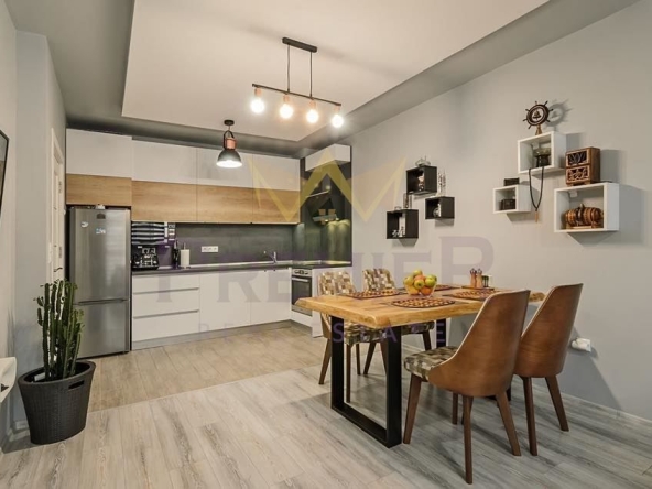 Дава се под наем Двустаен апартамент в Варна, Кайсиева градина - 65 кв.м за 484.5 € - Снимка #1