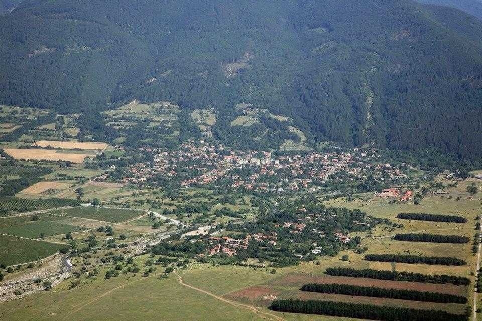 Парцел в с. Скобелево, Област Стара Загора - 2000 кв.м за 25 €/кв.м - Снимка #1
