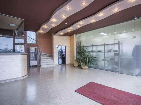 Дава се под наем Офис в София, Враждебна - 36 кв.м за 438.6 € - Снимка #1