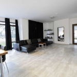 Дава се под наем Къща в София, в.з. Врана - Лозен - 387 кв.м за 1993.59 € - Снимка #1