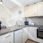 Дава се под наем Едностаен апартамент в Варна, м-т Св. Никола - 43 кв.м за 418.71 € - Снимка #1