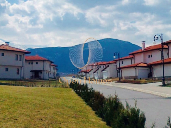 Двустаен апартамент в Долна баня - 66 кв.м за 800 €/кв.м - Снимка #1