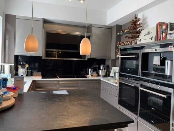 Тристаен апартамент в София, Дървеница - 109 кв.м за 1799 €/кв.м - Снимка #1